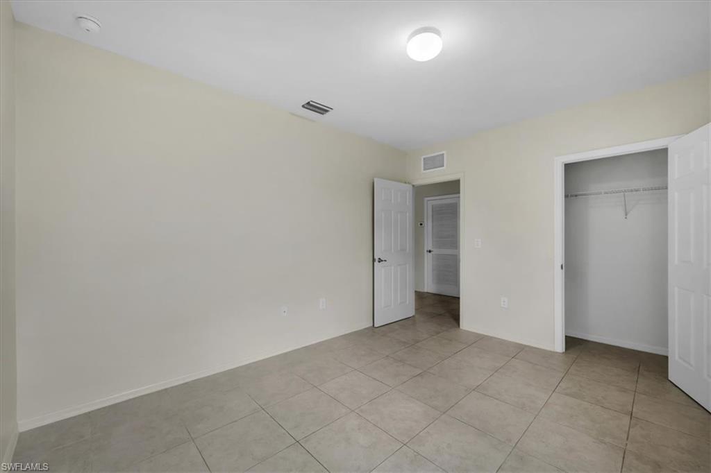 673 Hadley St E Property Photo 47