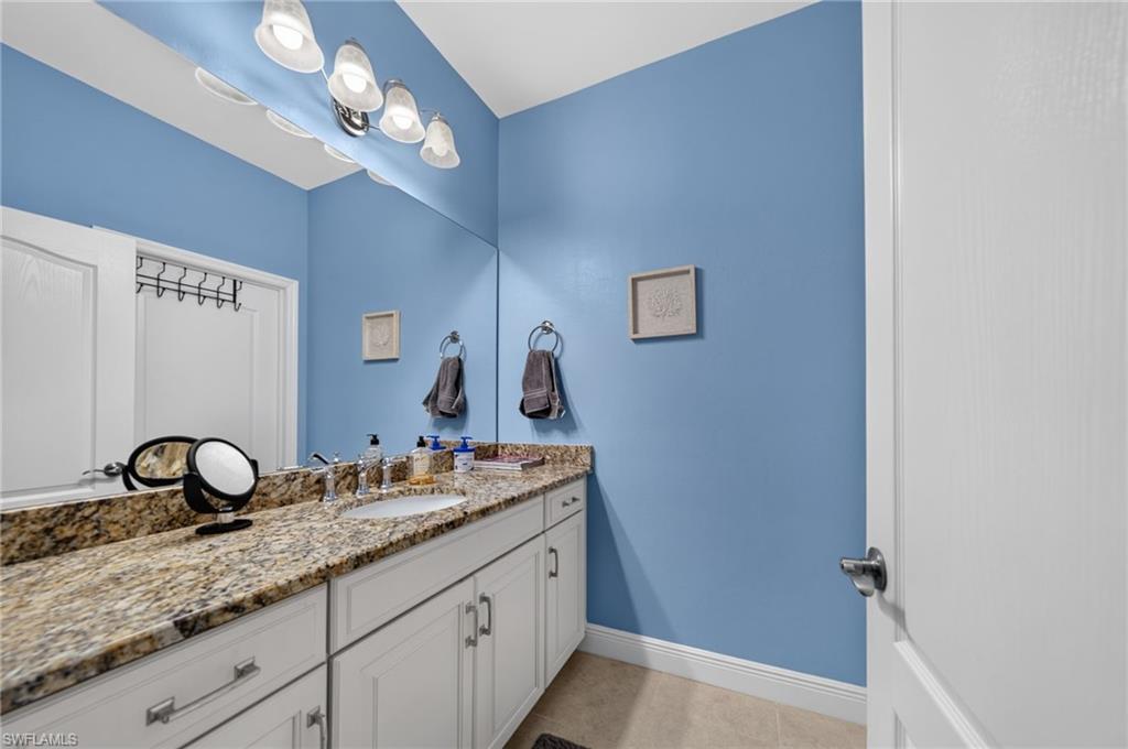 6981 Avalon Cir 1207 Property Photo 14