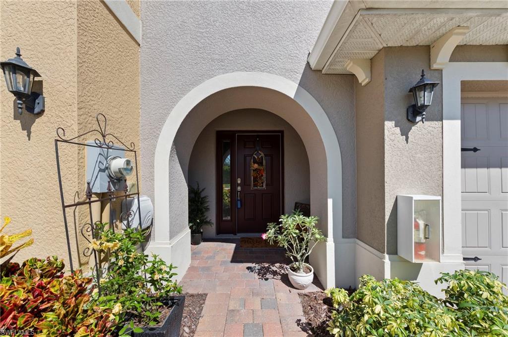 12555 Laurel Cove Dr Property Photo 4