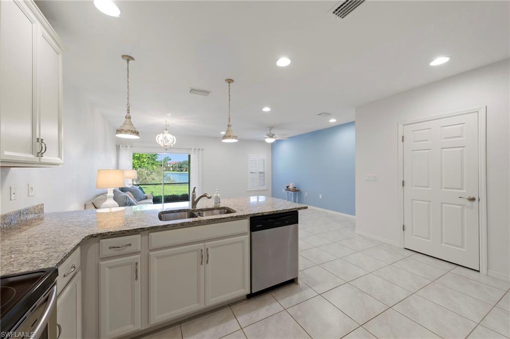 12555 Laurel Cove Dr Property Photo 10