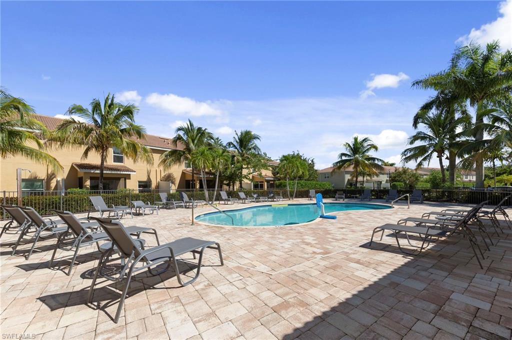 12555 Laurel Cove Dr Property Photo 37