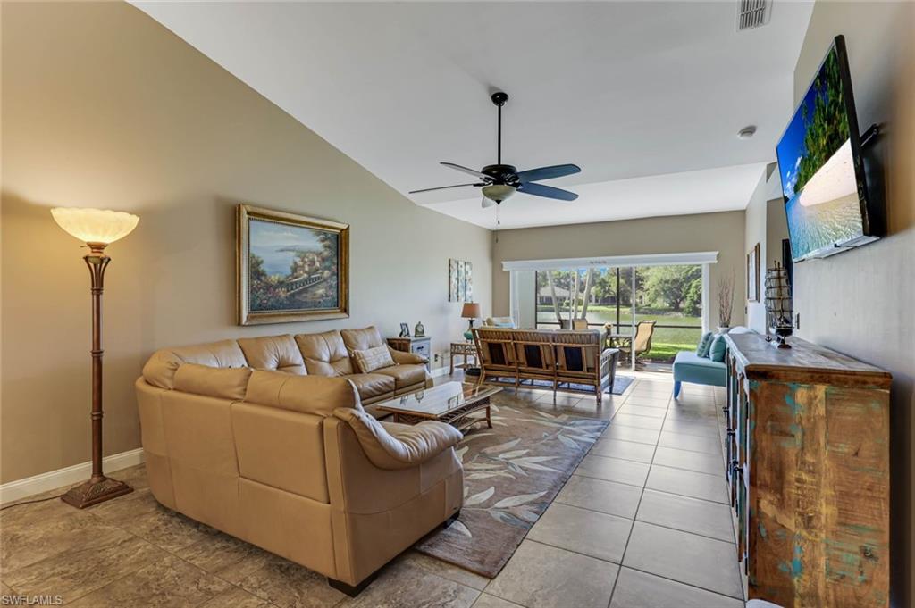6928 Lone Oak Blvd Property Photo 2