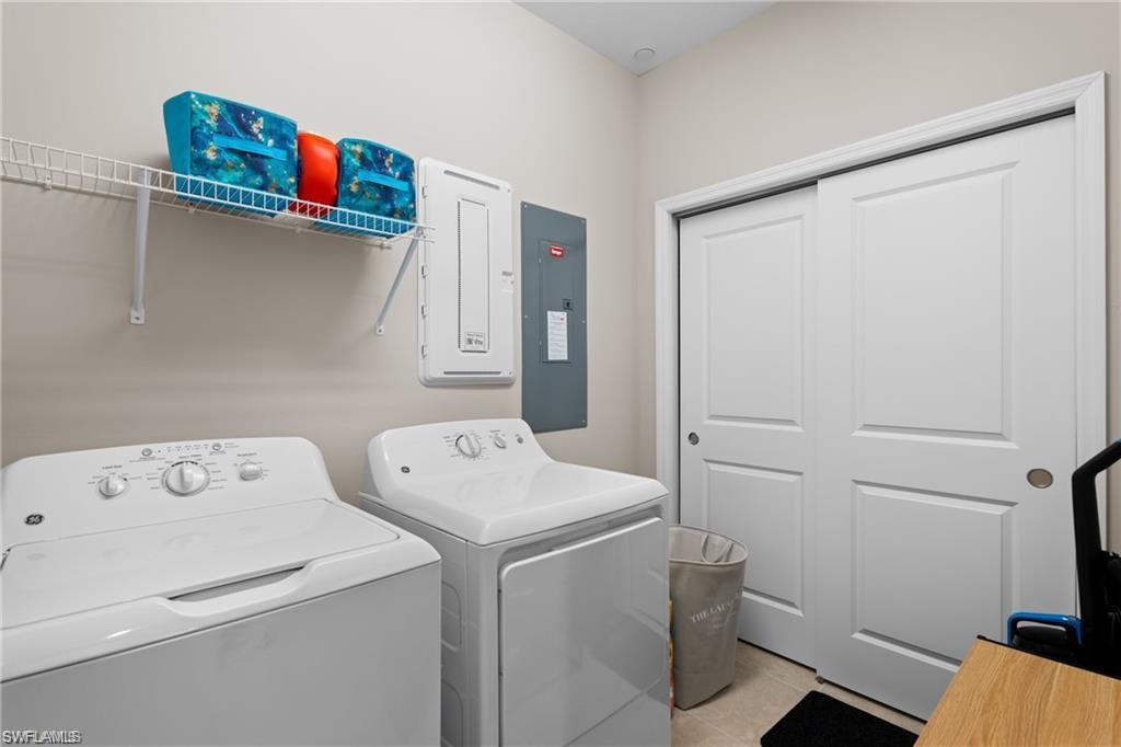 9402 Pocida Ct 204 Property Photo 17