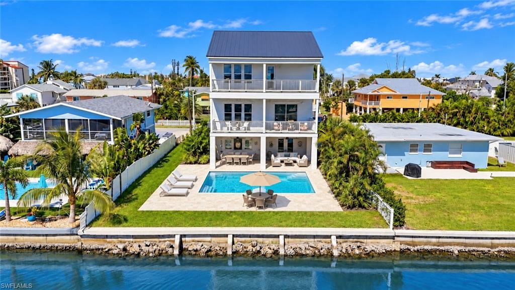 140 Bahia Via Property Photo 2