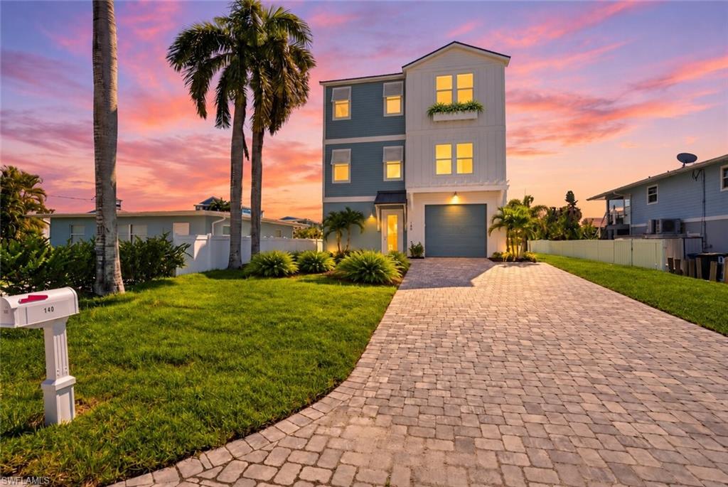 140 Bahia Via Property Photo 3