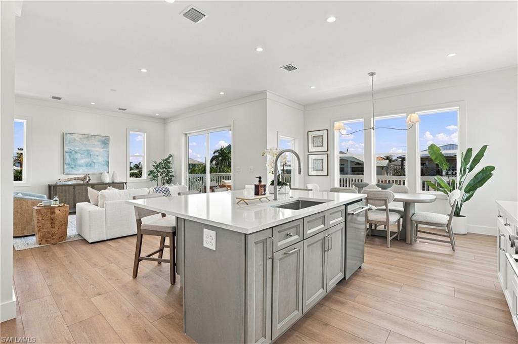 140 Bahia Via Property Photo 19