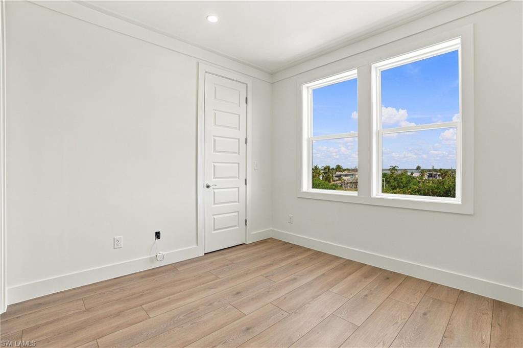 140 Bahia Via Property Photo 33
