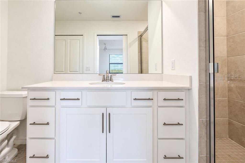 15285 Green Acres Ave 428 Property Photo 17