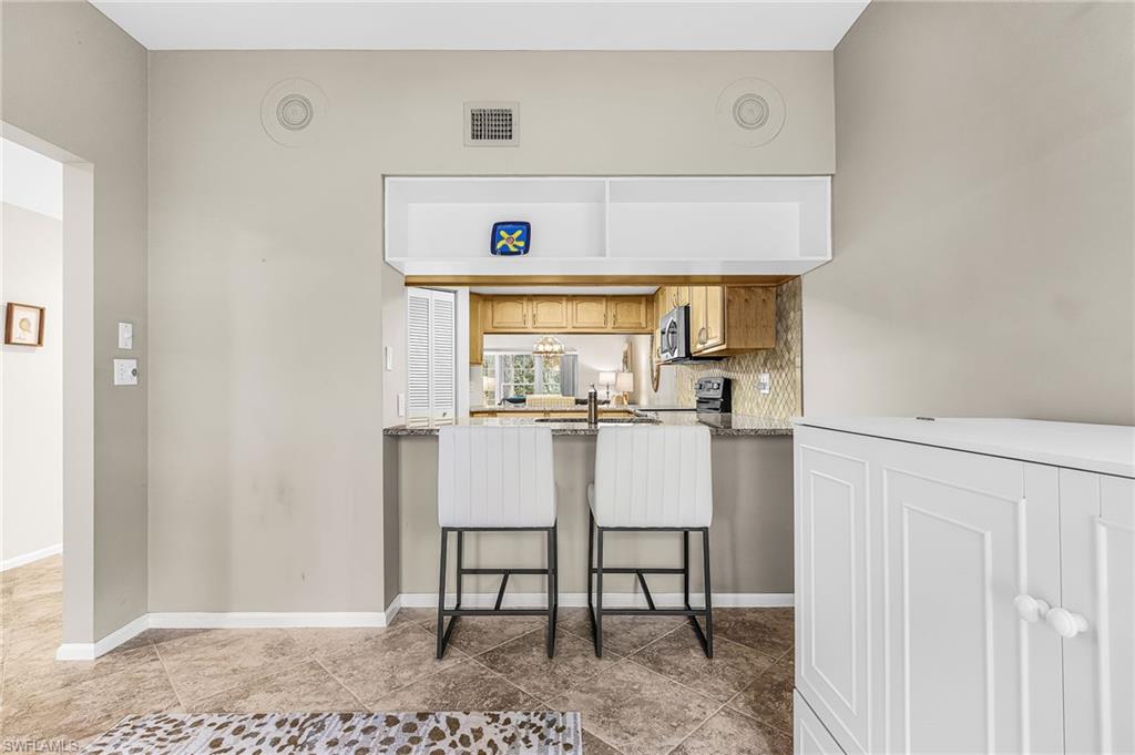 5899 Chanteclair Dr 211 Property Photo 11