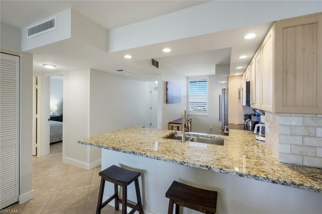 380 Seaview Ct 1201 Property Photo 10