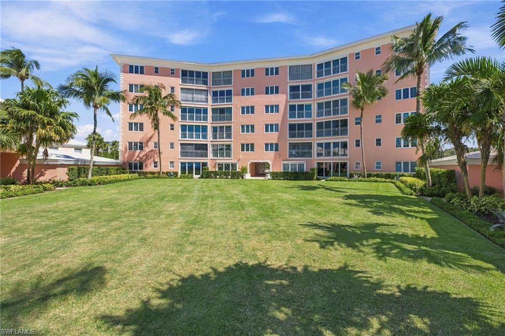 2401 Gulf Shore Blvd N 52 Property Photo 19