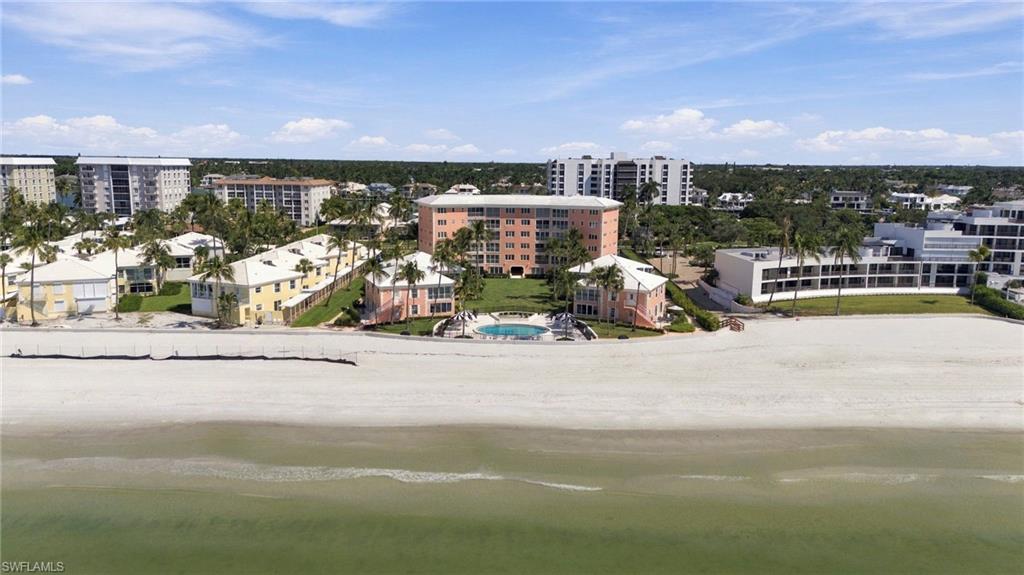 2401 Gulf Shore Blvd N 52 Property Photo 20