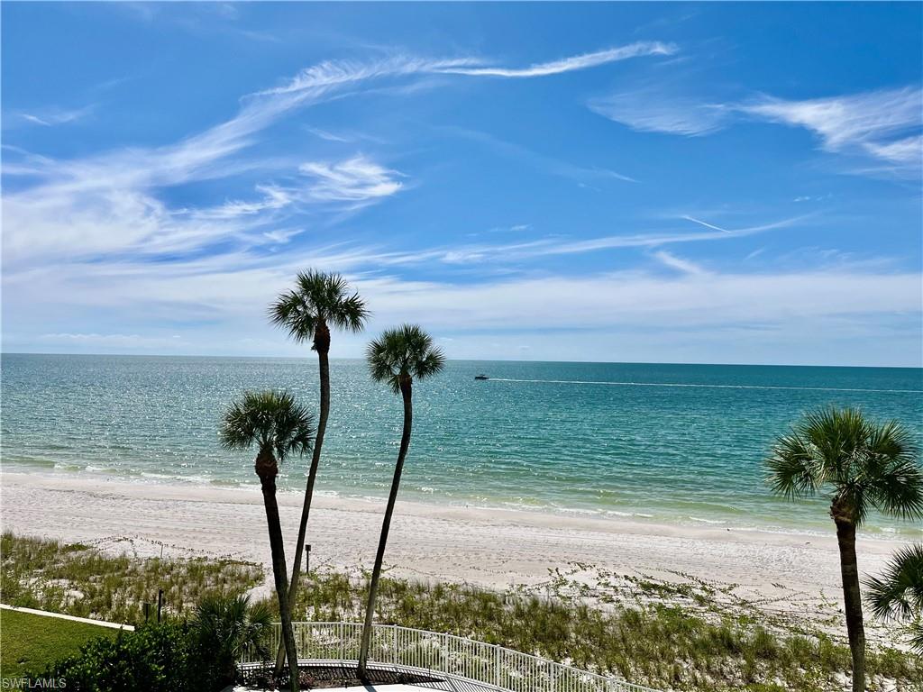 2885 Gulf Shore Blvd N 304 Property Photo 1