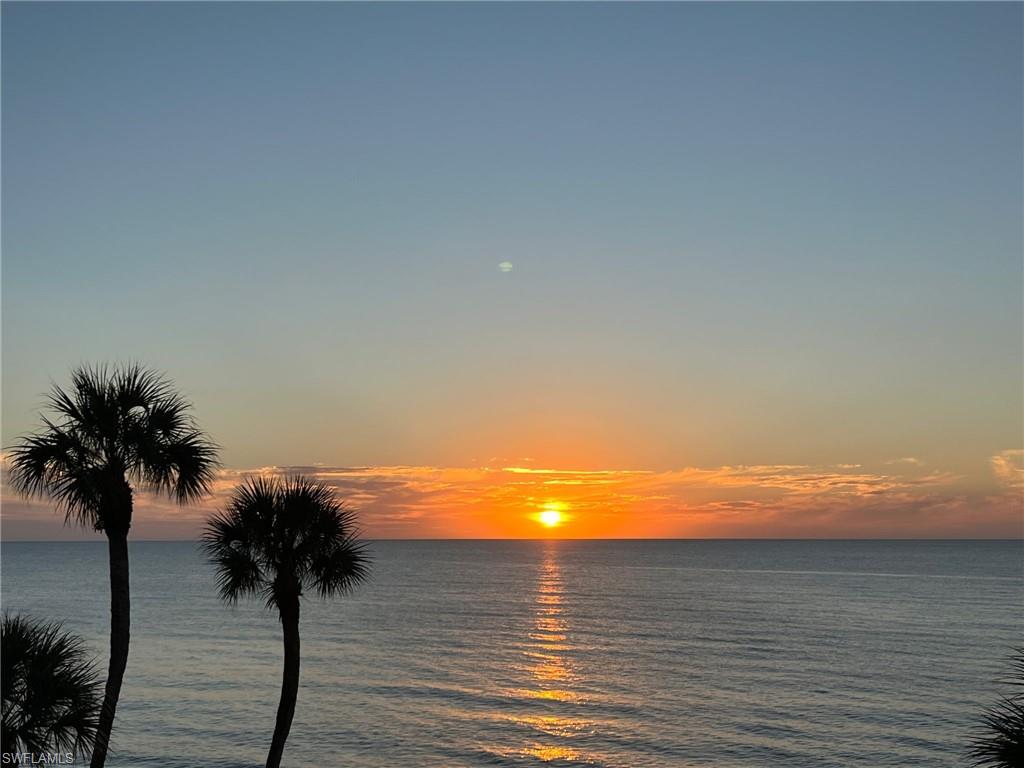 2885 Gulf Shore Blvd N 304 Property Photo 1