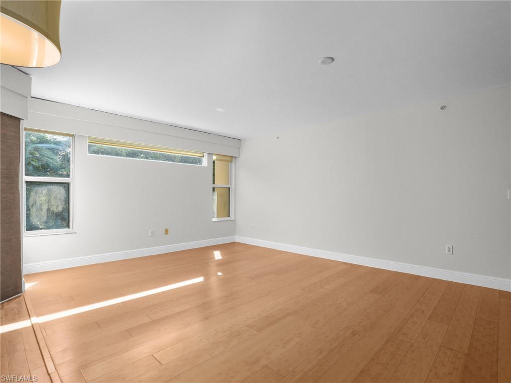 8870 Colonnades Ct W 332 Property Photo 11