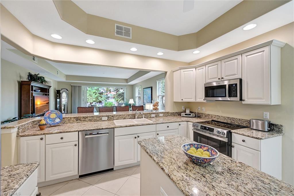 6433 Legacy Cir 1302 Property Photo 20