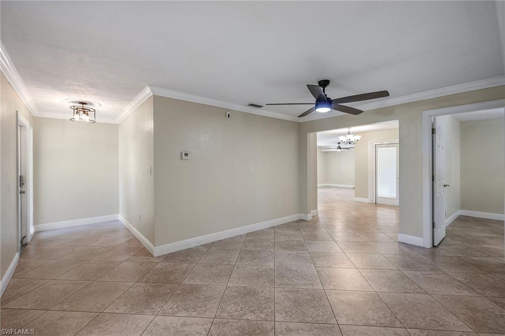 4690 Capri Dr Property Photo 3