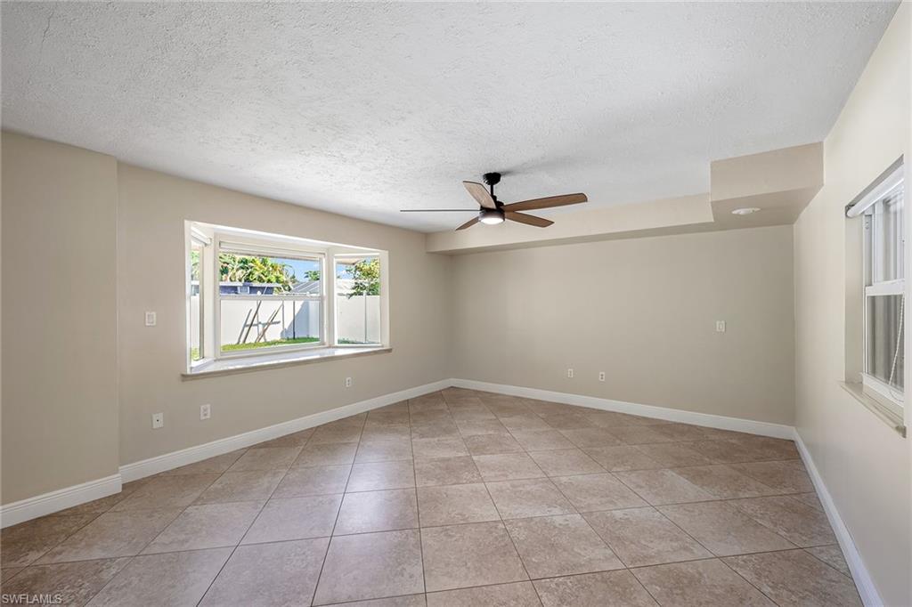 4690 Capri Dr Property Photo 6