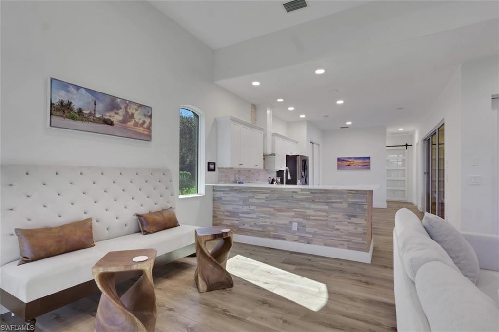 12500 Grandezza Cir Property Photo 9