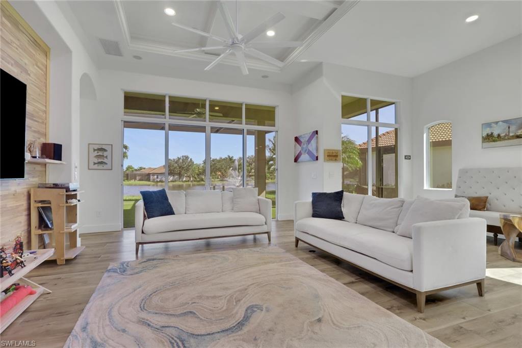 12500 Grandezza Cir Property Photo 14