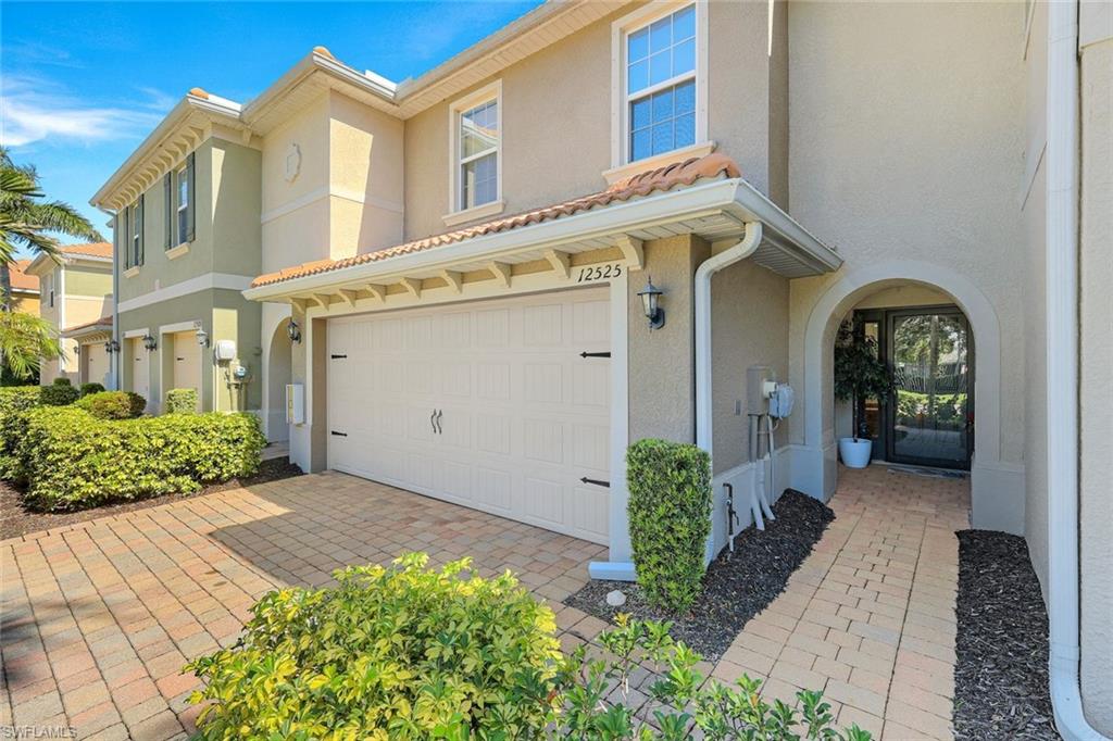 12525 Hammock Cove Blvd Property Photo 2