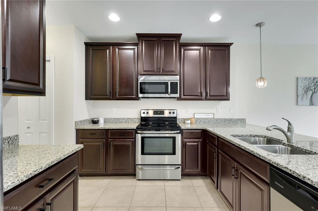 12525 Hammock Cove Blvd Property Photo 10