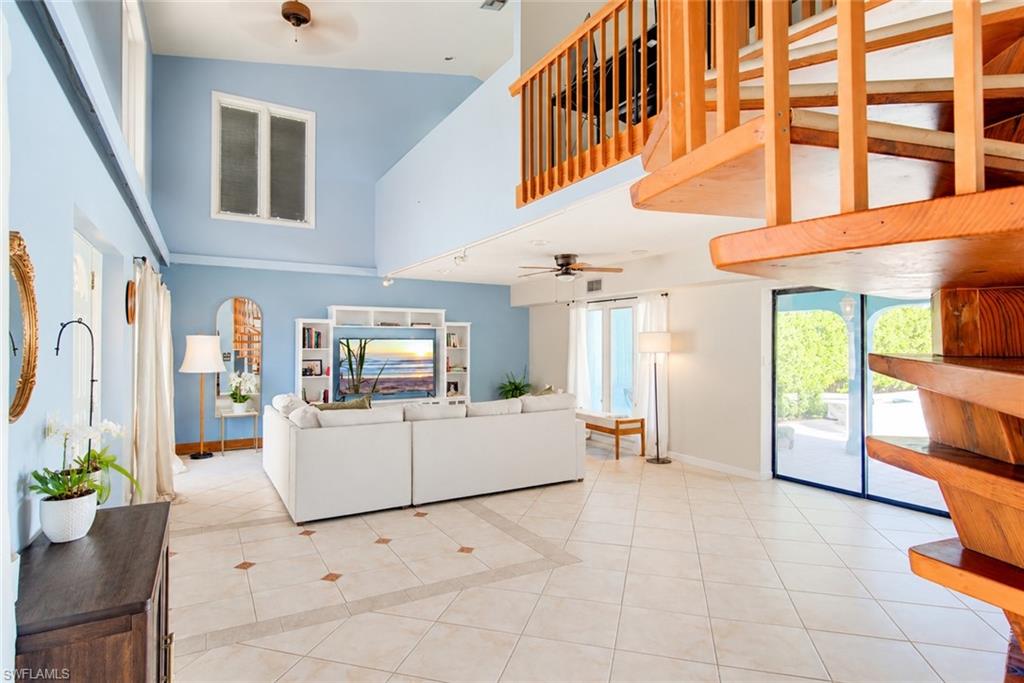 11 Capri Blvd Property Photo 12