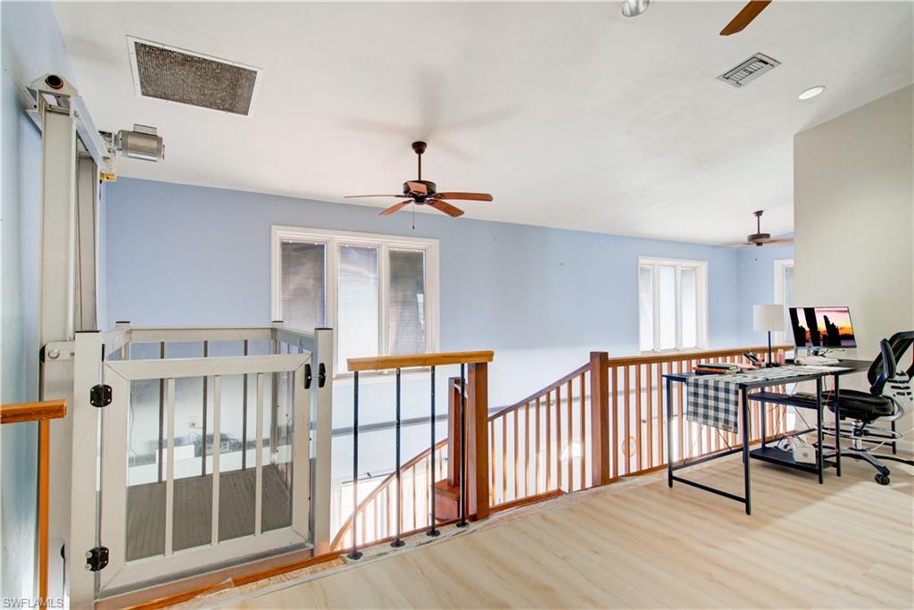 11 Capri Blvd Property Photo 17
