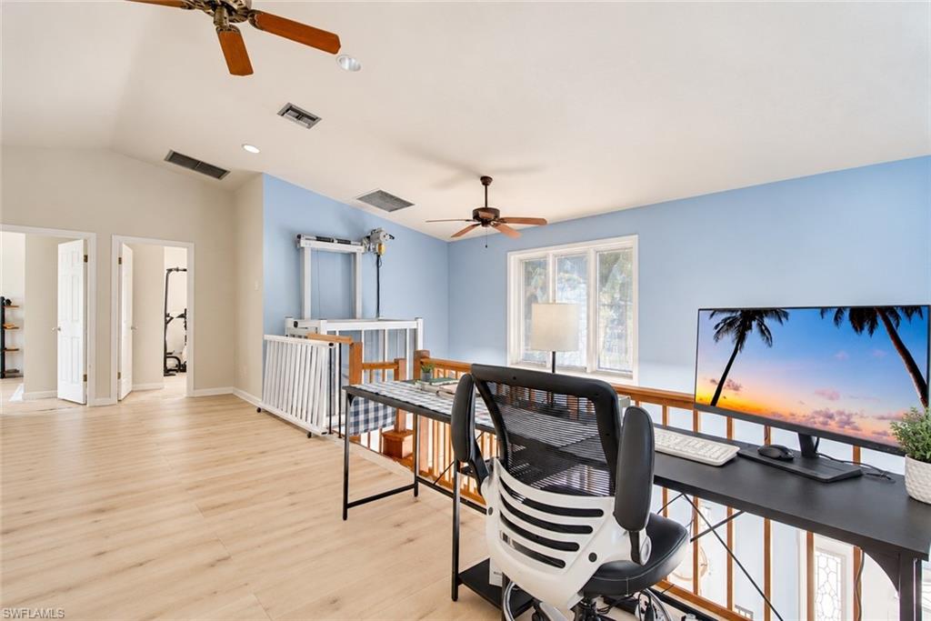 11 Capri Blvd Property Photo 18