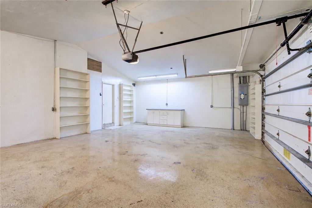 11 Capri Blvd Property Photo 28