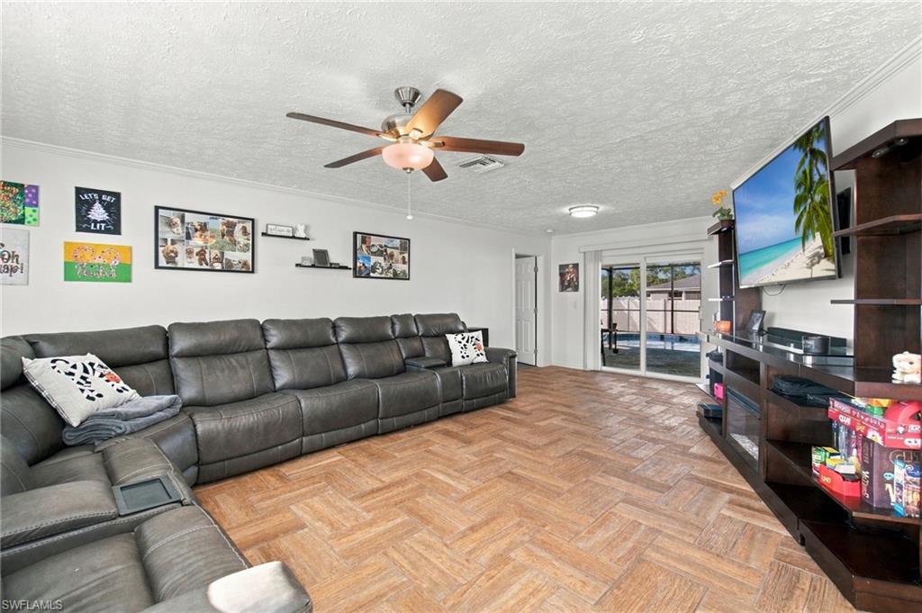 18688 Bradenton Rd Property Photo 5