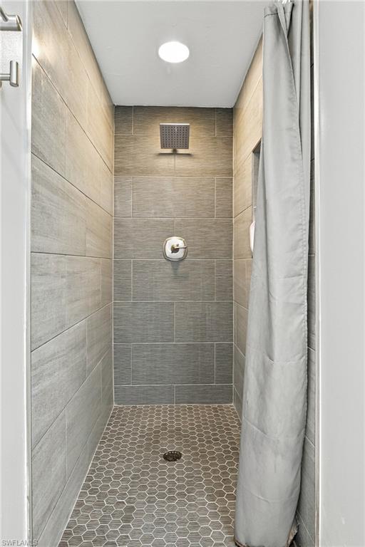 1566 Trafalgar Ln A Property Photo 18