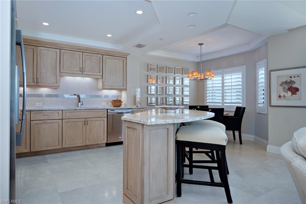9577 Gulf Shore Dr W 504 Property Photo 10