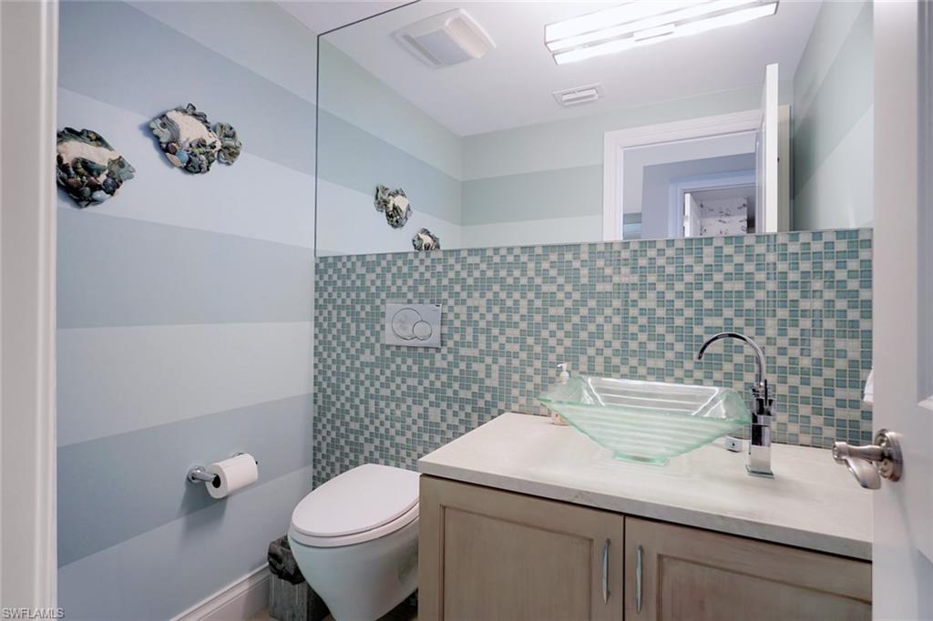9577 Gulf Shore Dr W 504 Property Photo 22