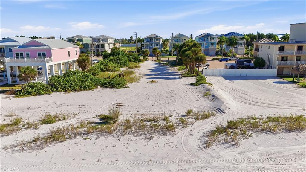 616 Estero Blvd Property Photo 8
