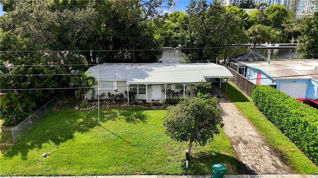 2140 Harbor Ln Property Photo 1