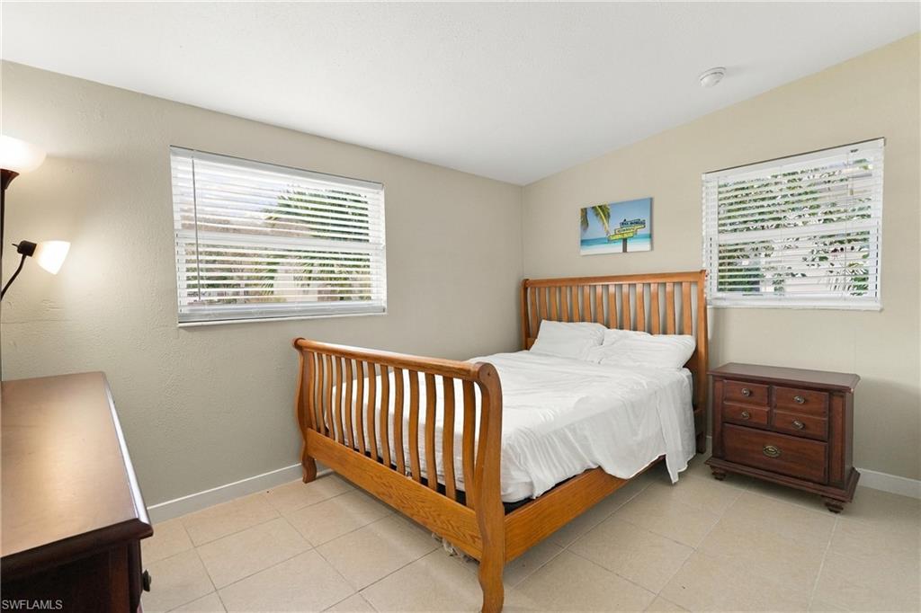 2140 Harbor Ln Property Photo 13