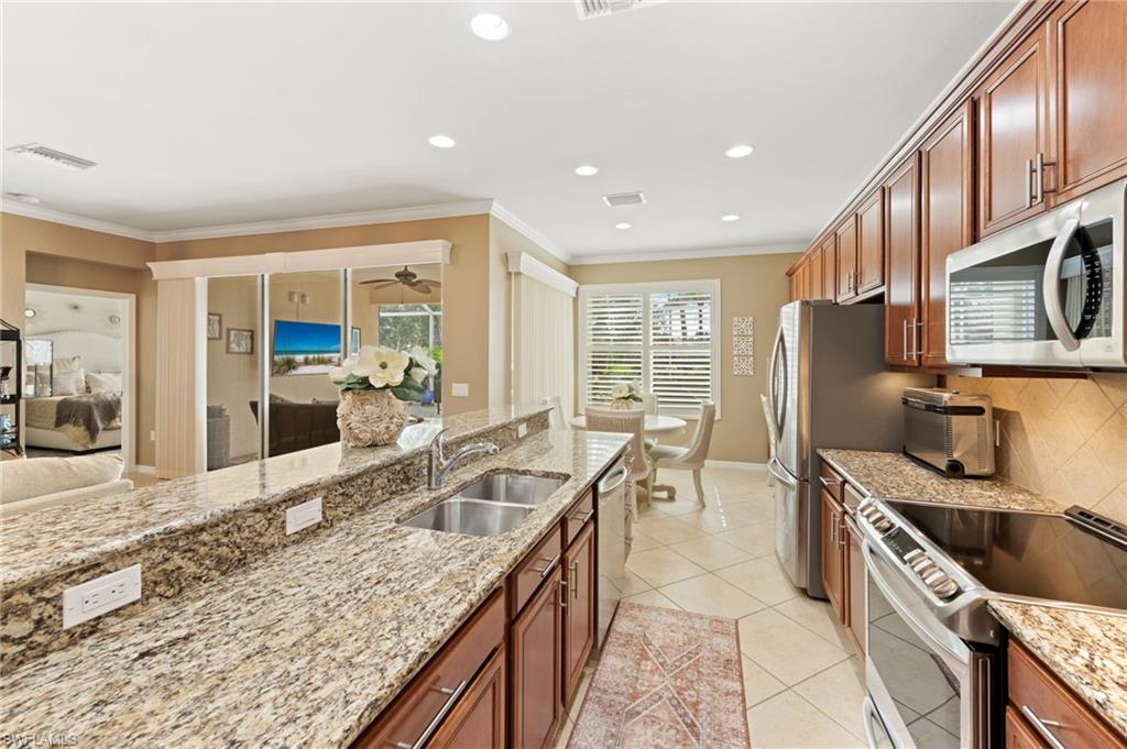 28582 Guinivere Way Property Photo 13