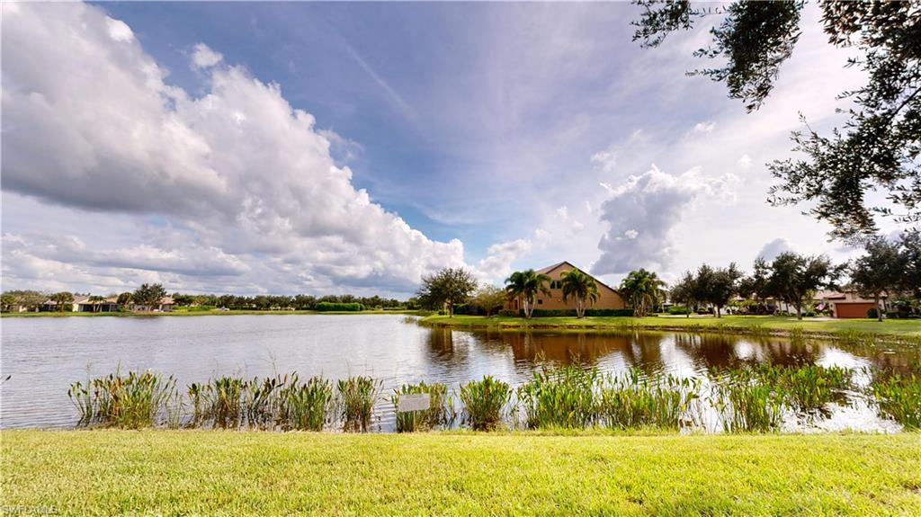 6264 Victory Dr Property Photo 45