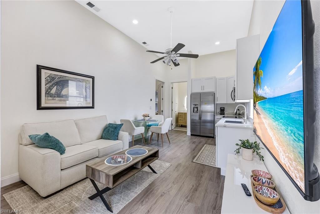 2061 Santa Barbara Blvd Property Photo 43