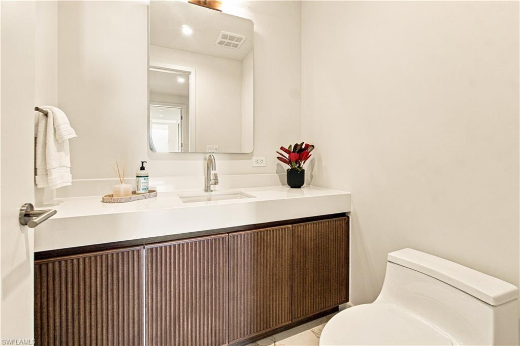 5100 Seagrass Blvd 1606 Property Photo 32