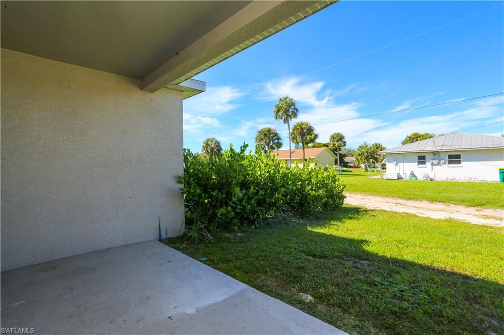 2061 Sunshine Blvd 2 Property Photo 6