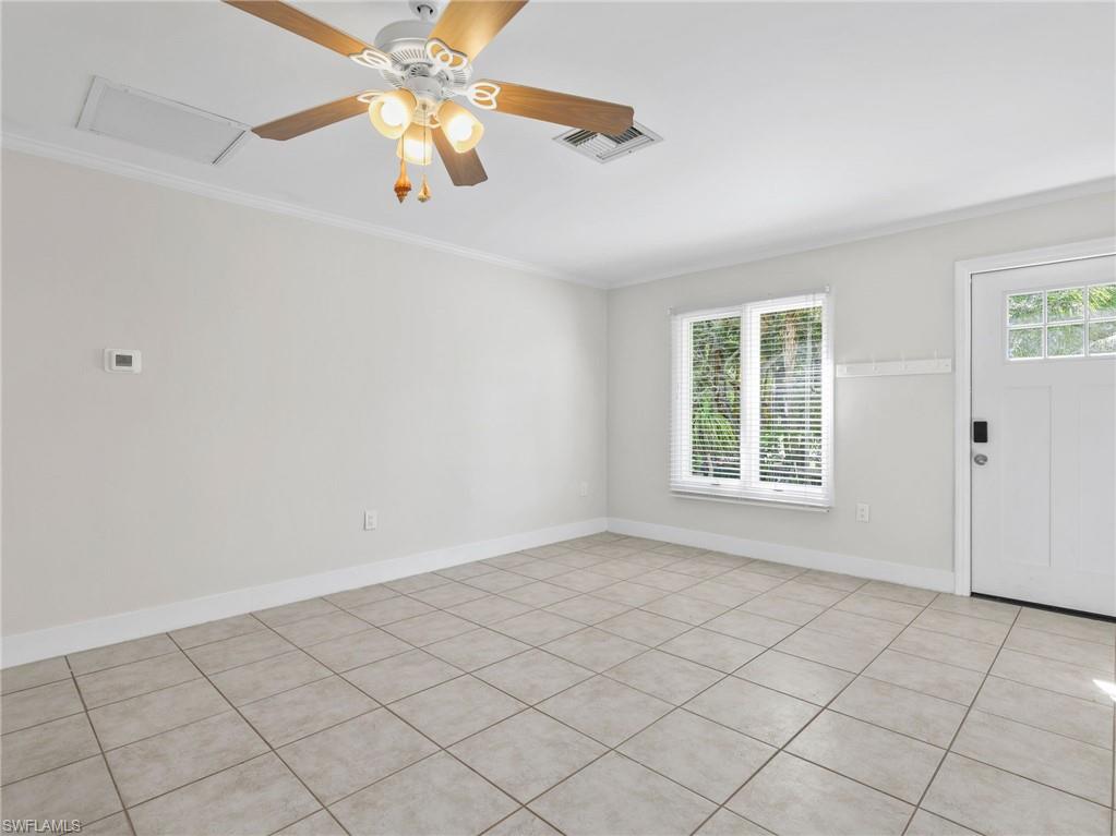 2437 Sunset Ave Property Photo 6