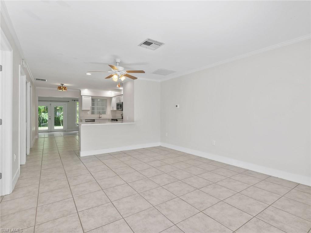 2437 Sunset Ave Property Photo 8