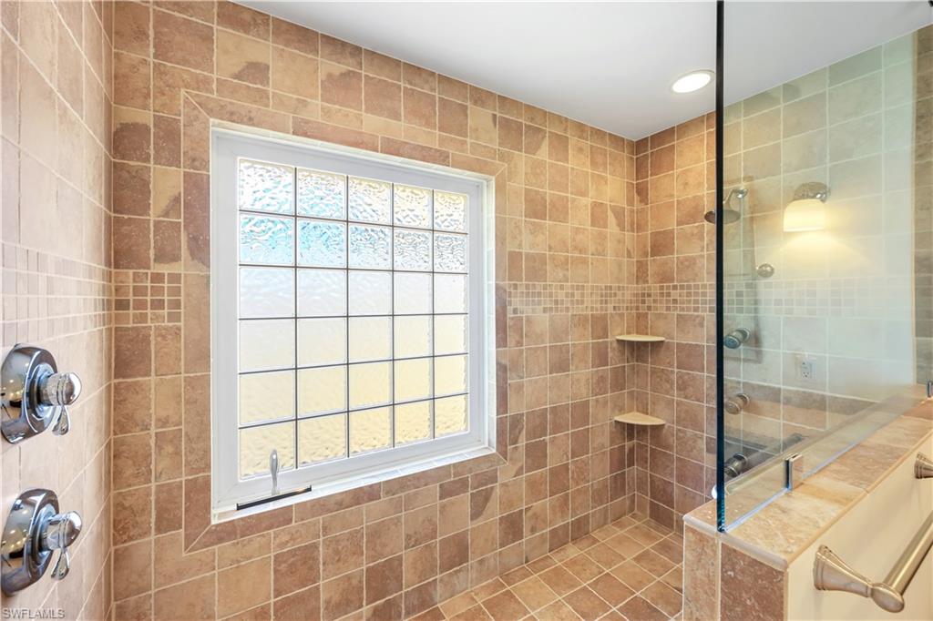 1819 Princess Ct Property Photo 11