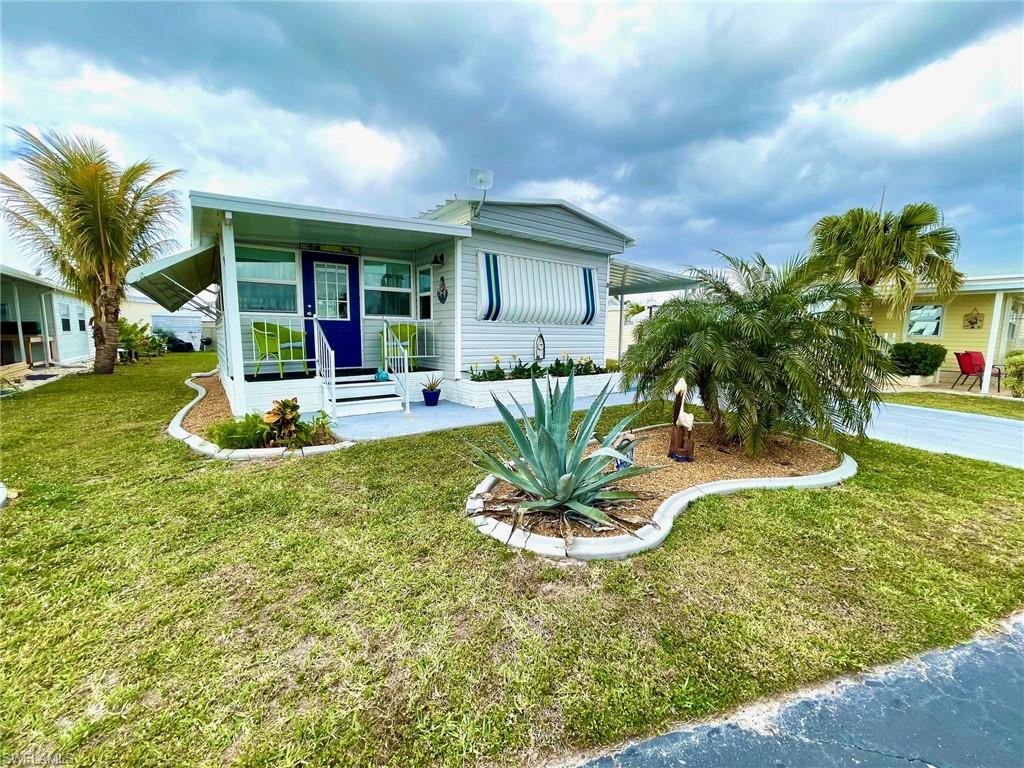 220 Derwent Blvd Property Photo 2