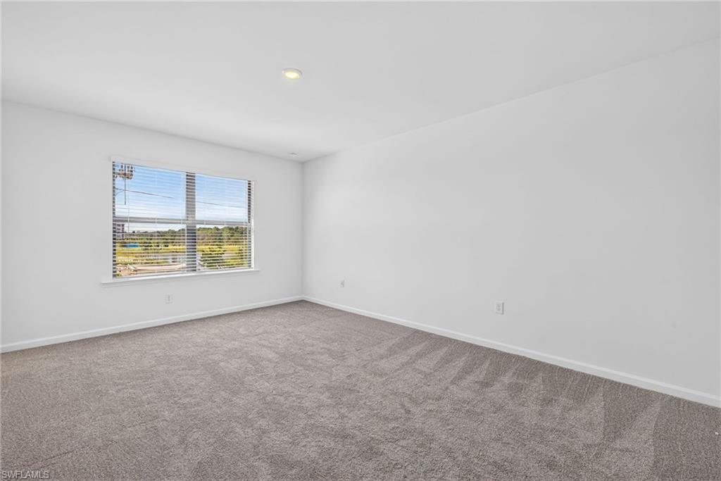 27826 Solis Grande Dr Property Photo 4
