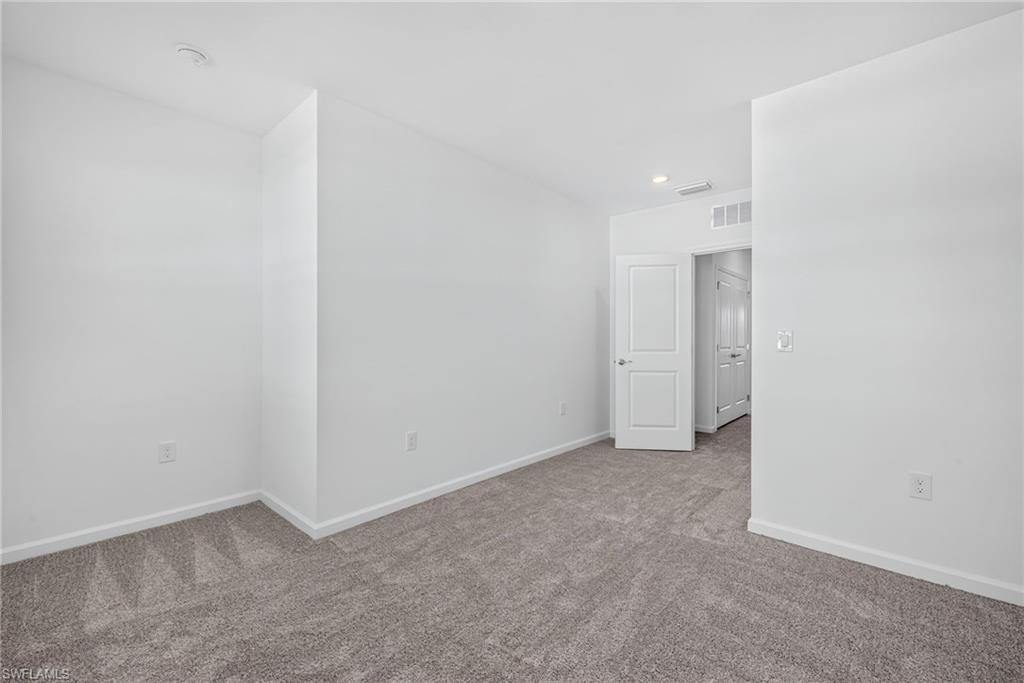27826 Solis Grande Dr Property Photo 9