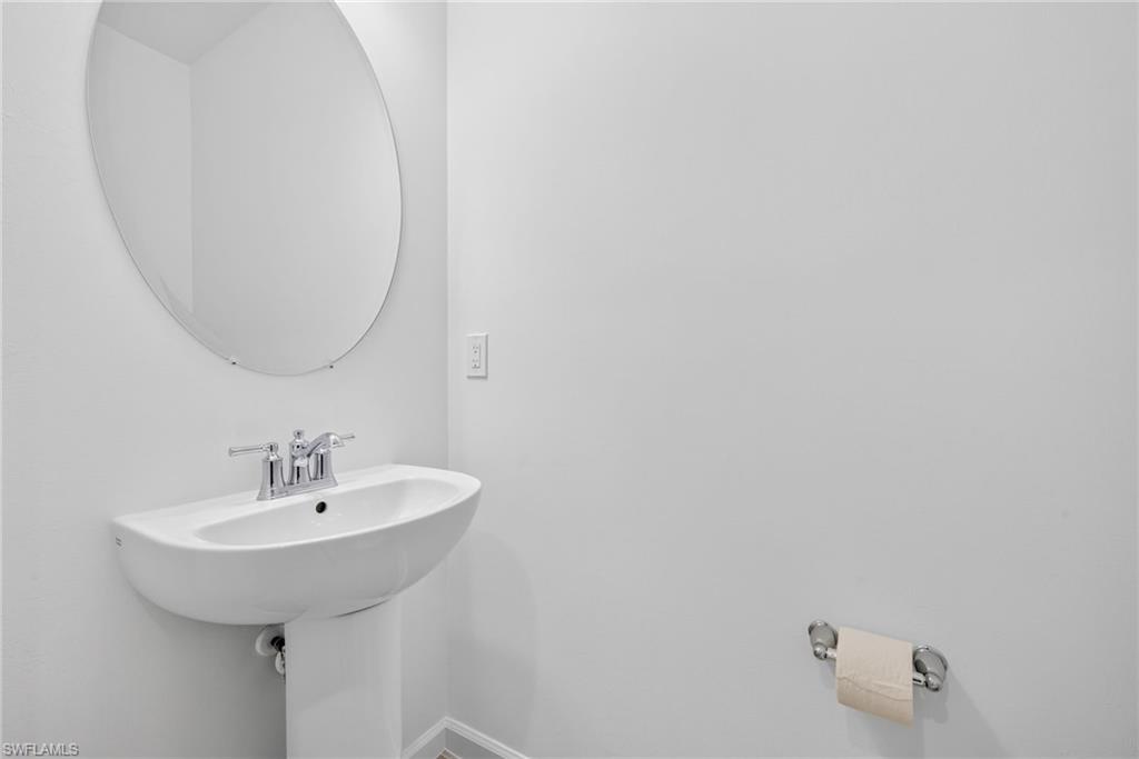 27826 Solis Grande Dr Property Photo 12