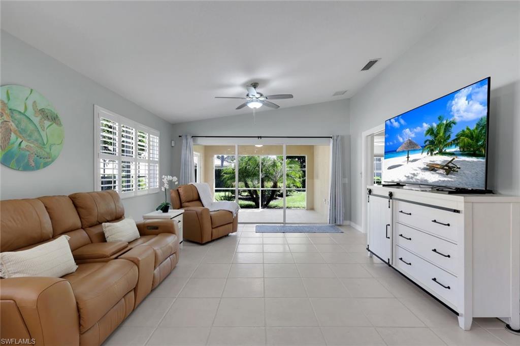 29035 Alessandria Cir Property Photo 2